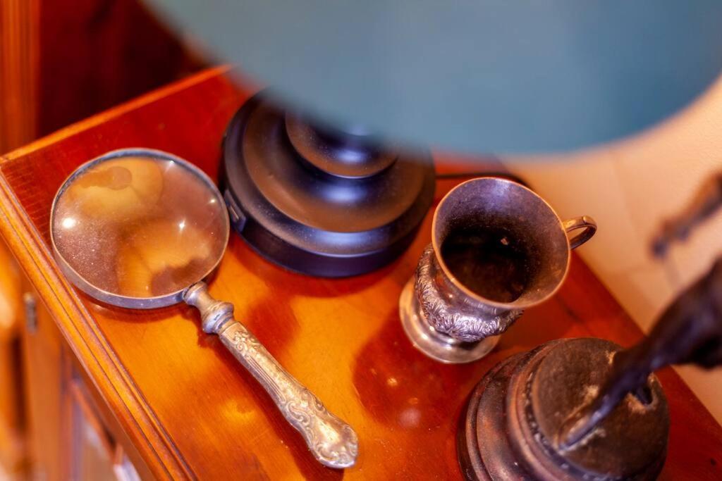 Outstanding Antique 1Br Flat In Soho Appartement Londen Buitenkant foto